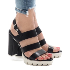 Black sandals on the HP-27 post 2