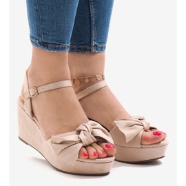 Pink wedge sandals with a bow F055 red 2