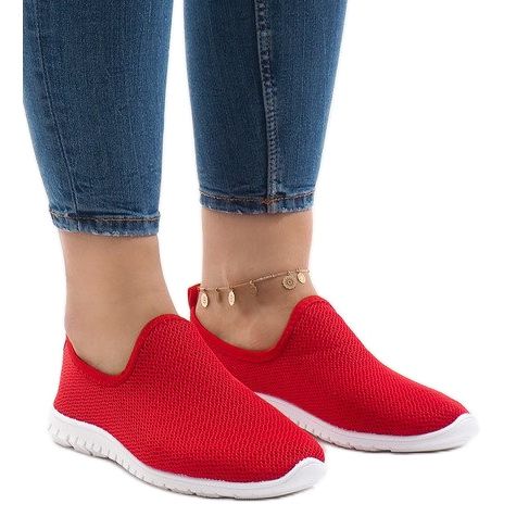 Red sports shoes 909-17 1