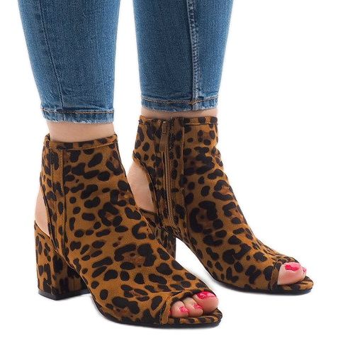 Leopard sandals with uppers C-7226 brown 1
