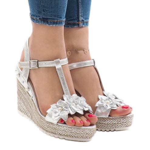 Silver wedge sandals with flowers T-682-5 grey 2