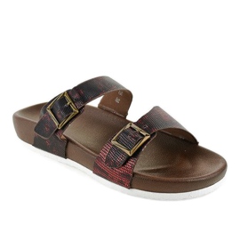 Red and brown slippers with a buckle GA735 1