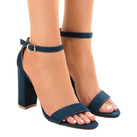Elegant navy blue sandals on the LA-106 post 1
