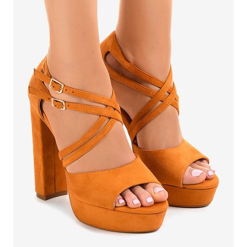 Orange sandals on a post suede D09 1