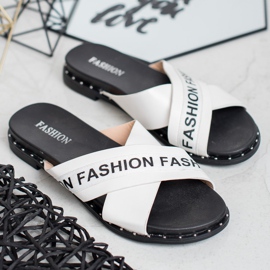 SHELOVET White Fashion Slippers 1 SHELOVET White Fashion Slippers 1