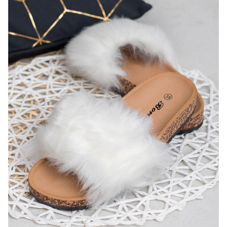 Bona Slippers With Fur white 2
