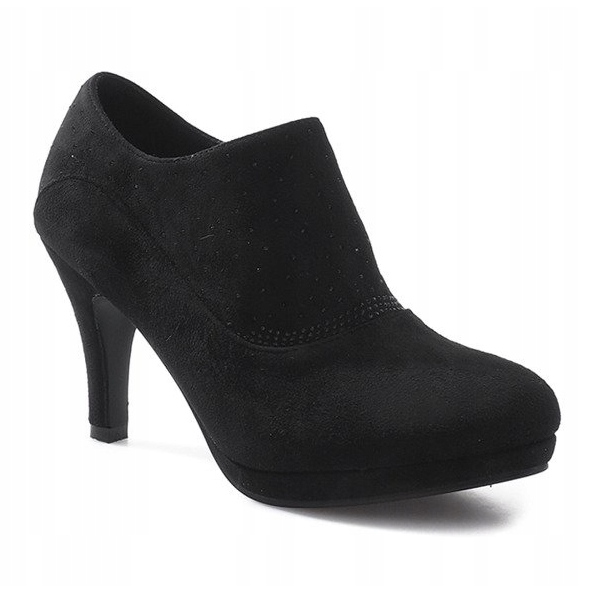 Marie's black ankle boots 1