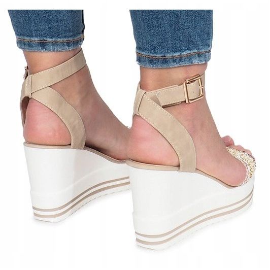 Beige wedge sandals from Laculpa 1