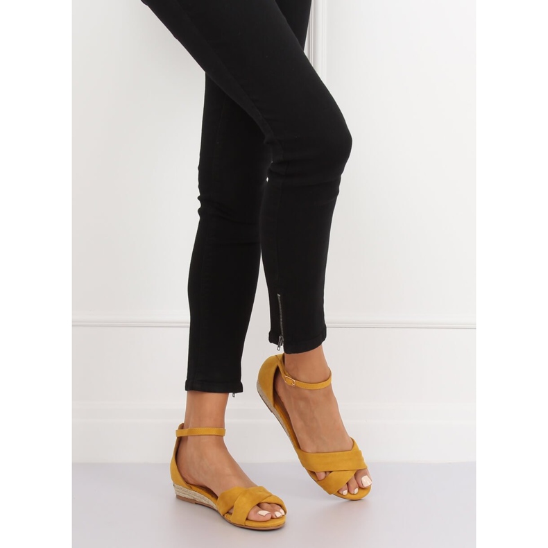 Yellow espadrilles sandals 9R121 Yellow 1