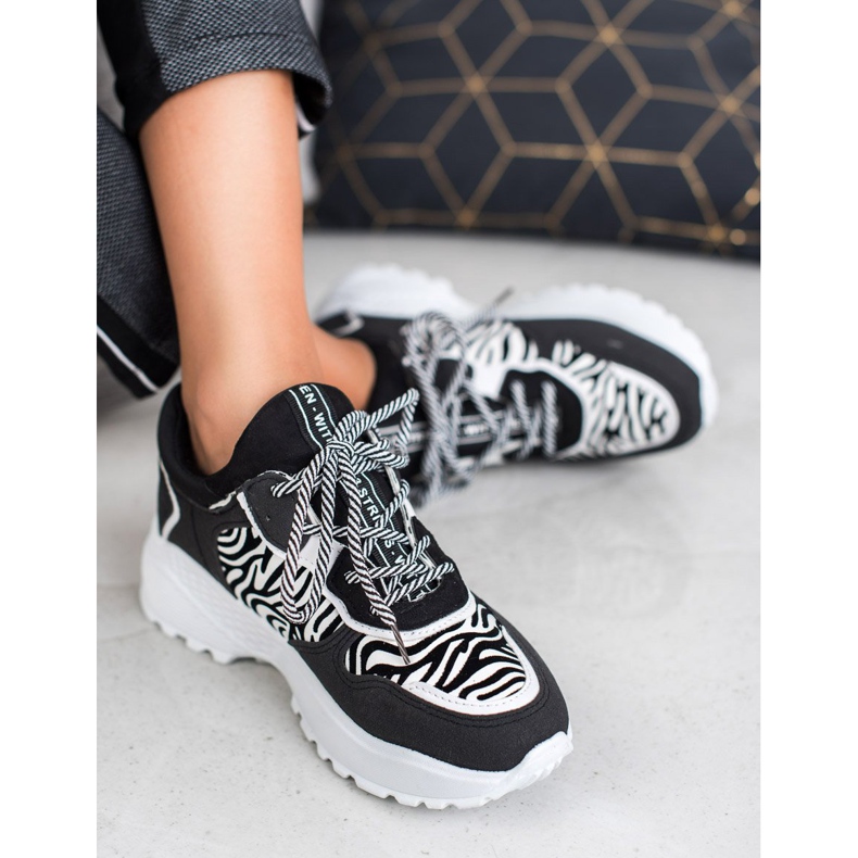 SHELOVET Fashionable Zebra Print Sneakers white black 1