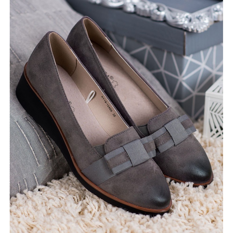Pumps With A Bow VINCEZA grey 2