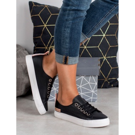 MCKEYLOR Black Sneakers 1