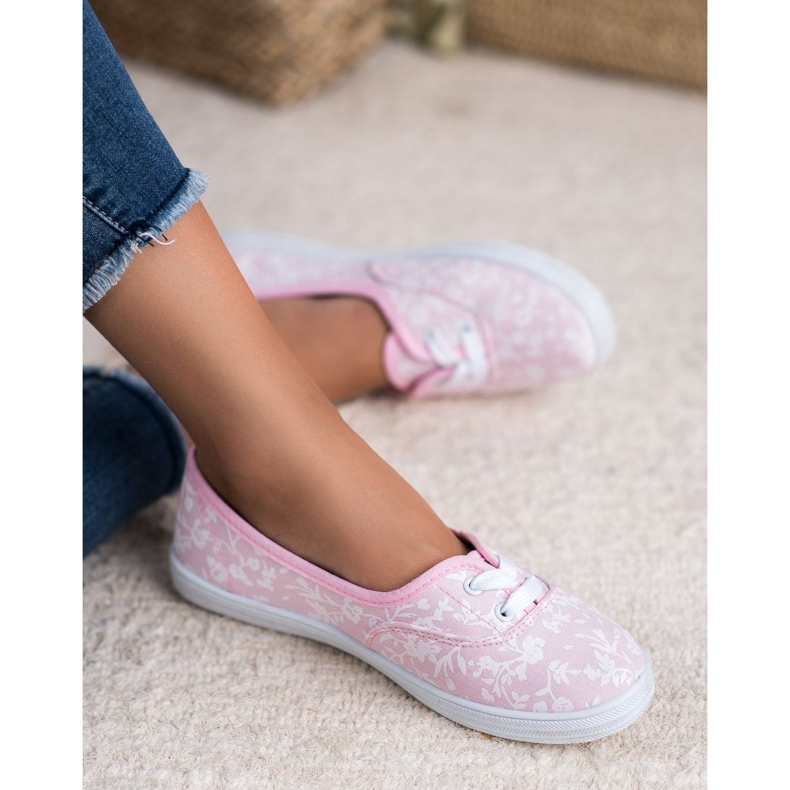 Sneakers with VICES pattern white pink 1