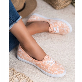 Sneakers with VICES pattern white orange 2