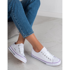 SHELOVET Classic white sneakers 2