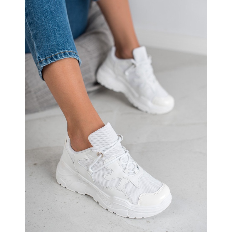 Small Swan Lace-up Sneakers white 2 Small Swan Lace-up Sneakers white 2