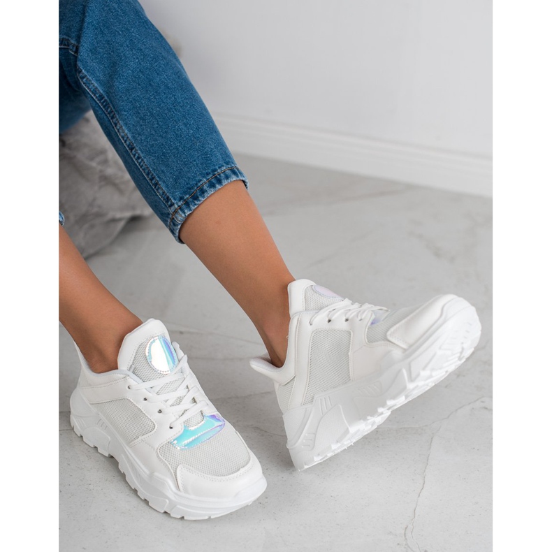 GUAPISSIMA Fashionable Sneakers white 1 GUAPISSIMA Fashionable Sneakers white 1