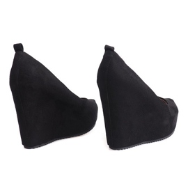 Suede Pumps On Wedge 066 Black 2