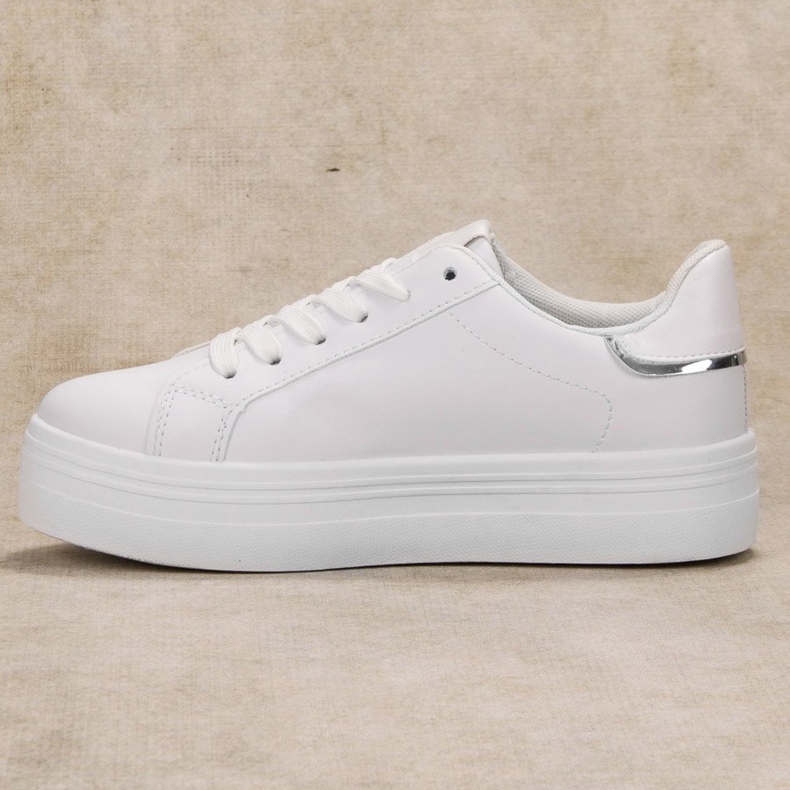 SHELOVET Fashionable Sports Shoes white 1