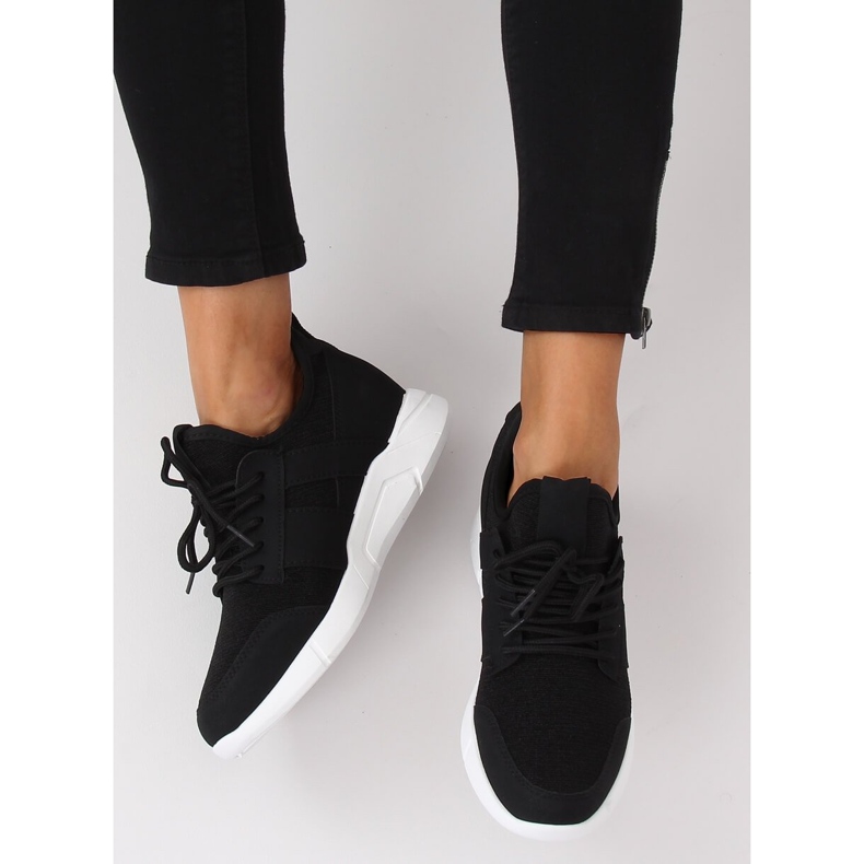 Black sports shoes X-9762 Black 2