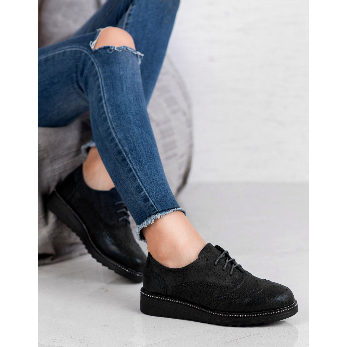 Bestelle Shoes On The Platform black