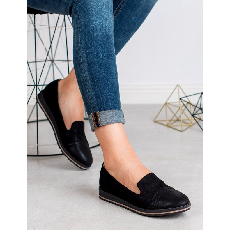 Kayla Lords with glitter black 1