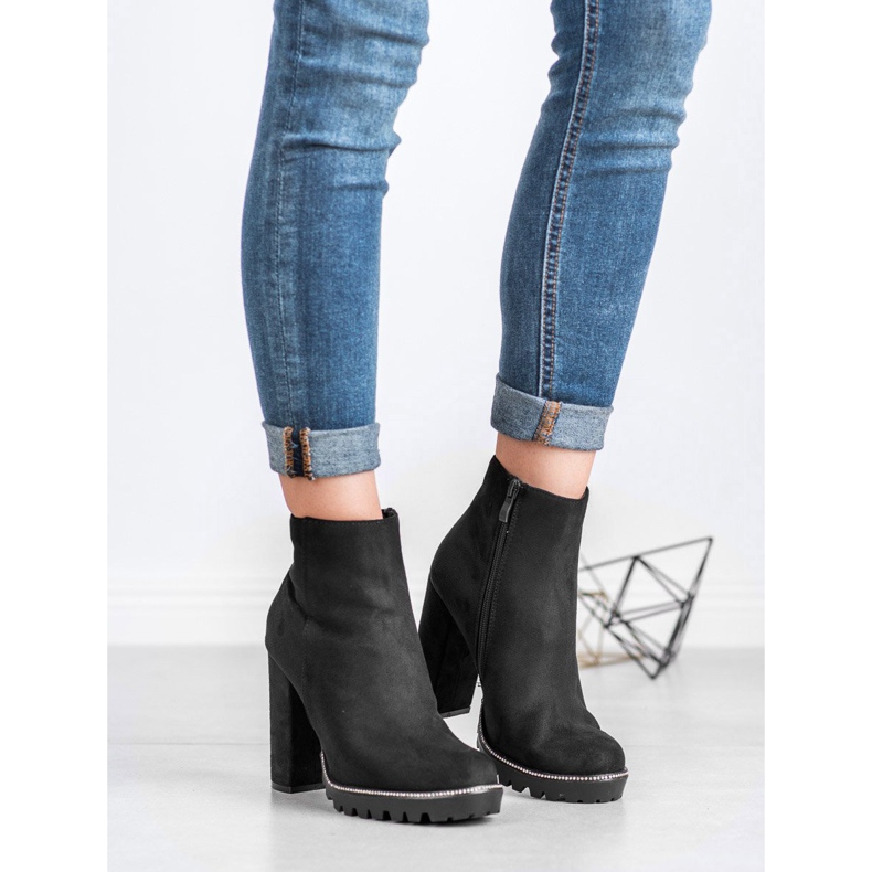 Kayla Boots On The Platform black 2