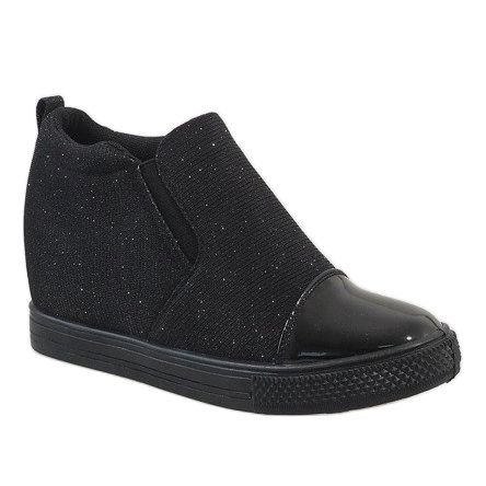 Black sneakers on the wedge DD410-1 1