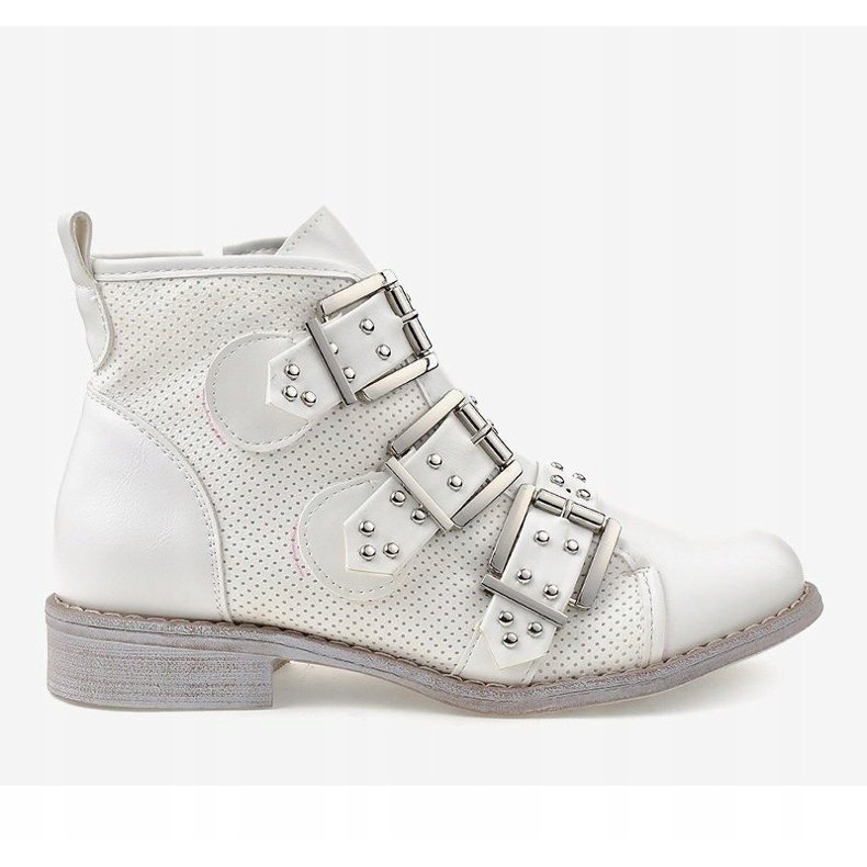White openwork boots with a NC171 buckle 2