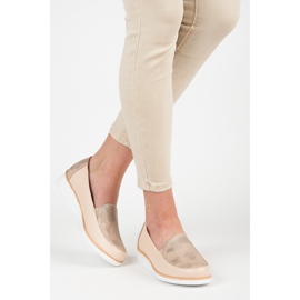 Shoes with VICES pattern brown 2