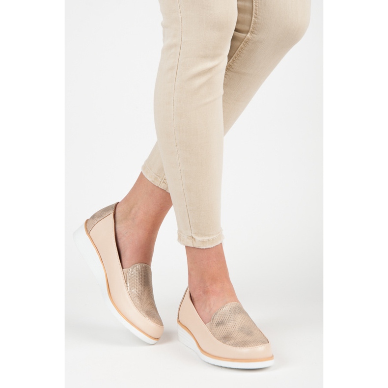 Shoes with VICES pattern brown 2