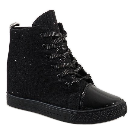 Black sneakers on the wedge DD385-1 1