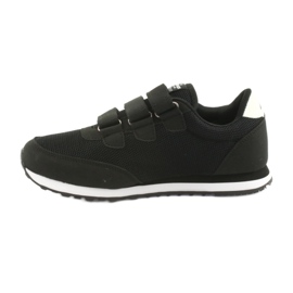 American Club WT25 black sports shoes 2 American Club WT25 black sports shoes 2