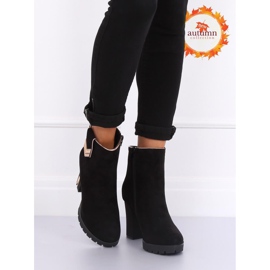 Black M319 Black high heels 1