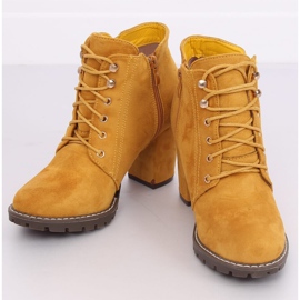 High-heeled boots in honey 995-30 Yellow 1