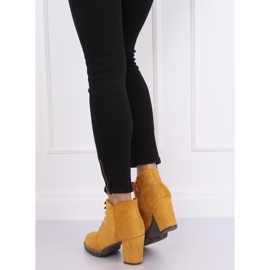 High-heeled boots in honey 995-30 Yellow 2