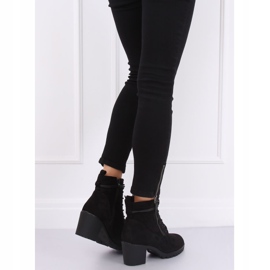 Black boots on the protector W358 Black 1