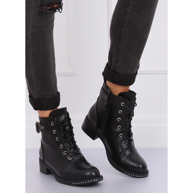 Black lace-up boots Y200 Black 1