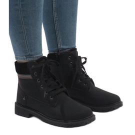 Black insulated boots NR06-1 1