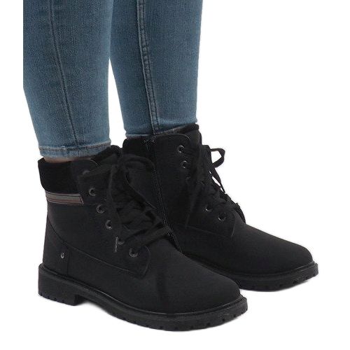 Black insulated boots NR06-1 1