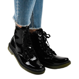 Black lacquered boots SD708 2