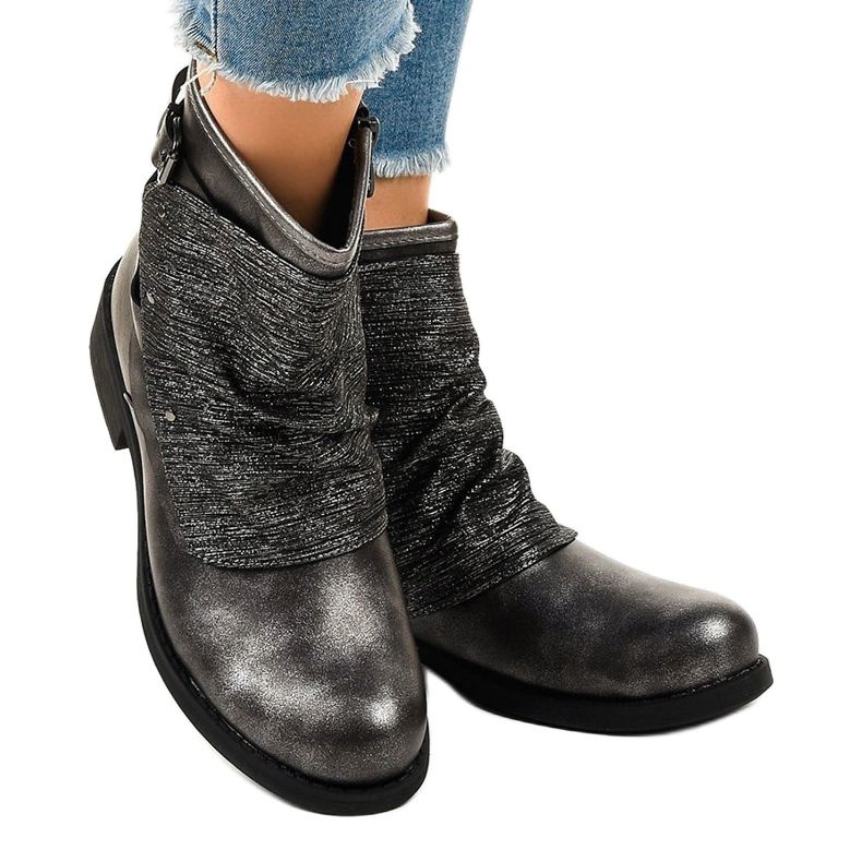 Gray boots with flat heels HQ-11 grey 1