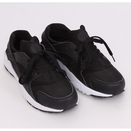 Black 613 BLACK / WHITE black sports shoes 2