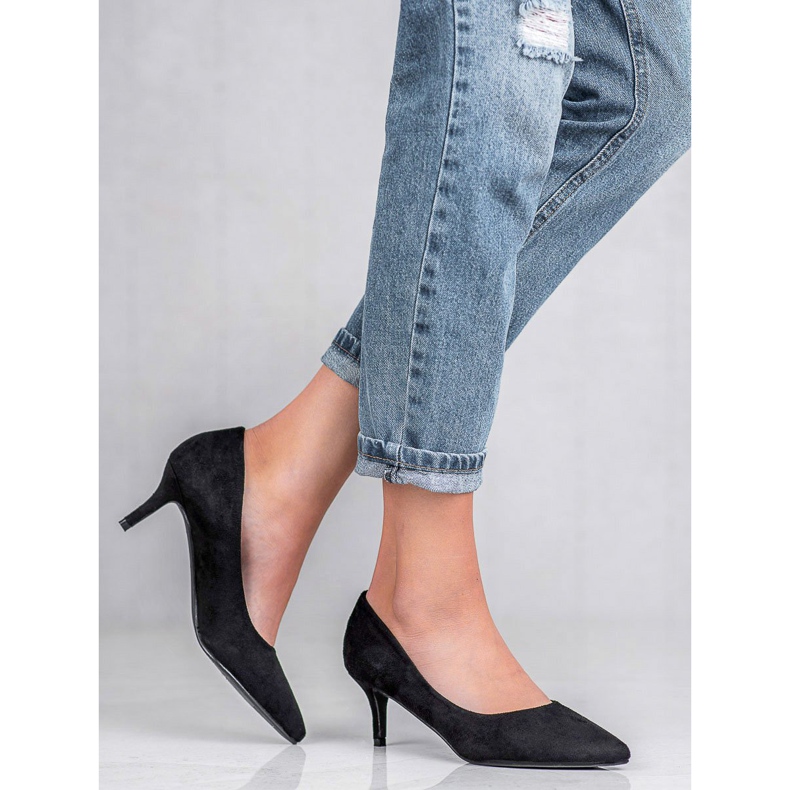 Ideal Shoes Comfortable Pumps On A Pin black 1