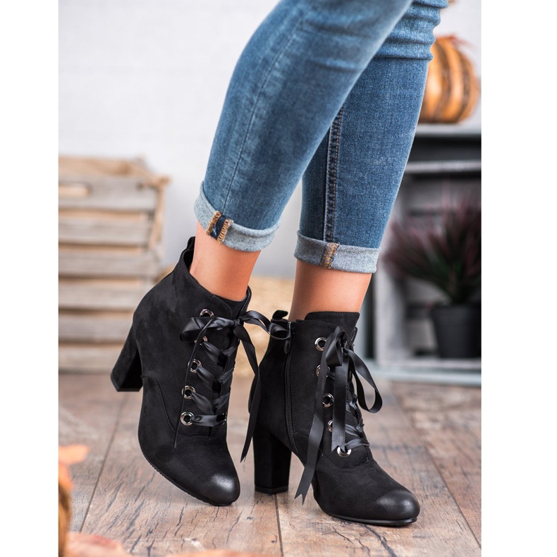 Vinceza Black suede boots 1