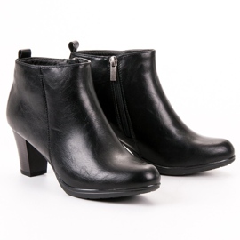 Vinceza Low Heeled Boots black 1