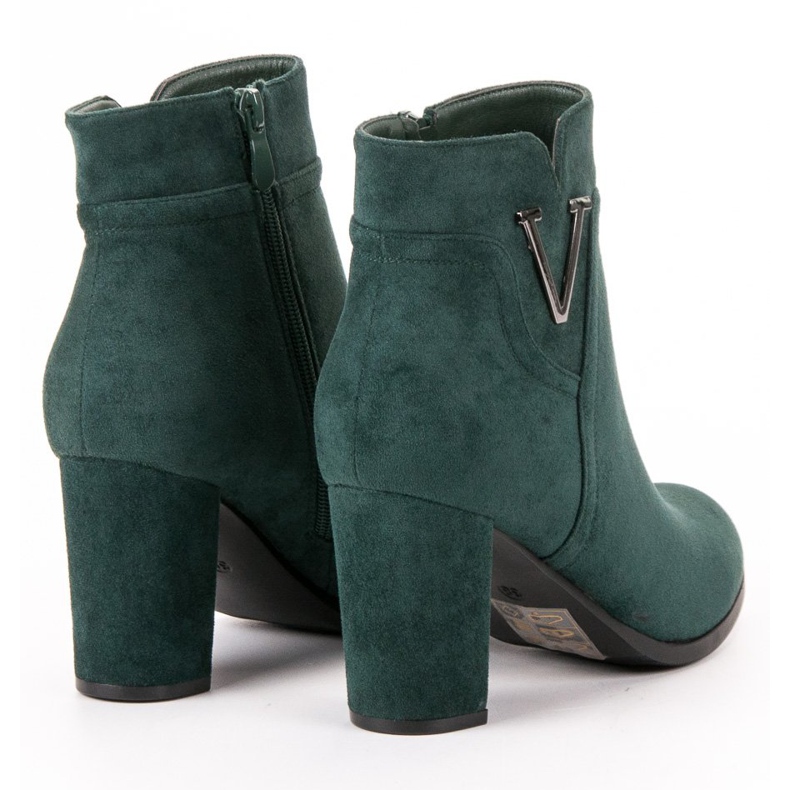 Vinceza Suede Booties On A Bar green 2