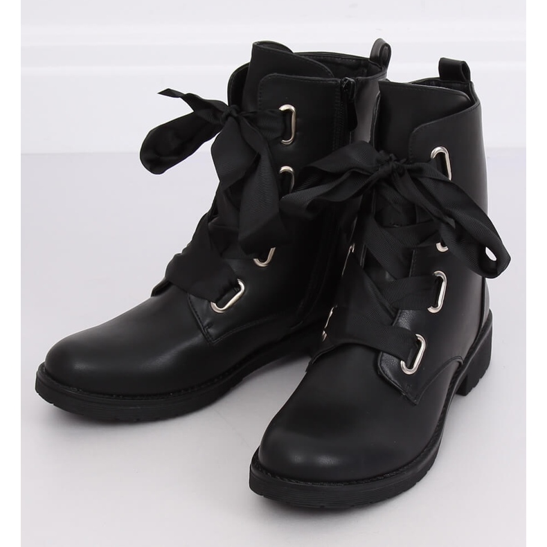 Workers laced with a ribbon black 11606-97 Black 2