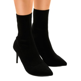 Black ankle boots LL-103P 1