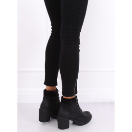 Black VQ-18 Black lace-up boots 2
